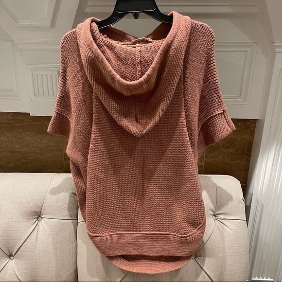 AU: Jack & Jill Cotton/Nylon Blend Poncho Misty Rose Button closure on side M - Picture 11 of 14
